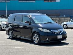 Фото авто Honda Elysion