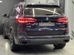 Photo of the vehicle BMW X5