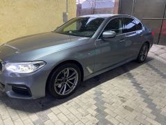 Photo of the vehicle BMW 5 Series