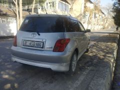 Сүрөт унаа Toyota Ist