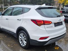 Photo of the vehicle Hyundai Santa Fe