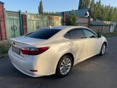 Photo of the vehicle Lexus ES