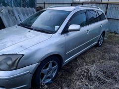 Сүрөт унаа Toyota Avensis