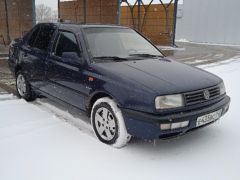 Фото авто Volkswagen Vento