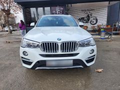 Photo of the vehicle BMW X4