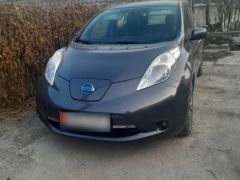 Фото авто Nissan Leaf