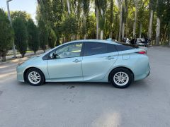 Фото авто Toyota Prius