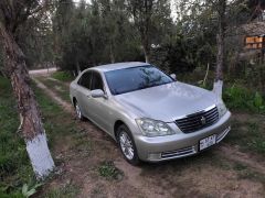 Фото авто Toyota Crown