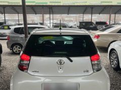 Photo of the vehicle Toyota iQ