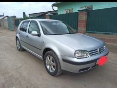 Фото авто Volkswagen Golf