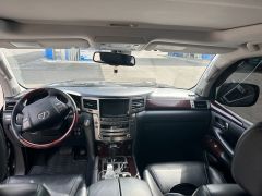 Сүрөт унаа Lexus LX