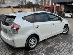 Сүрөт унаа Toyota Prius v (+)