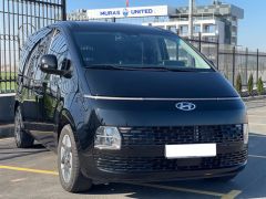 Сүрөт унаа Hyundai Staria