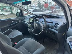 Фото авто Toyota Estima