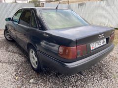 Photo of the vehicle Audi 100