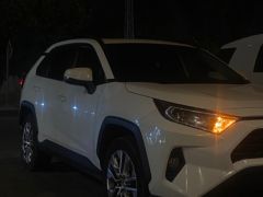 Фото авто Toyota RAV4