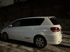 Сүрөт унаа Toyota Ipsum