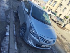 Фото авто Hyundai Solaris