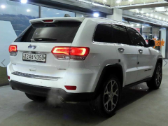 Фото авто Jeep Cherokee