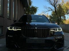 Фото авто BMW X7