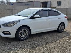 Сүрөт унаа Hyundai Solaris