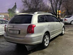 Сүрөт унаа Toyota Avensis