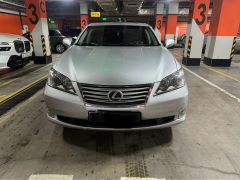 Photo of the vehicle Lexus ES