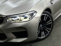 Сүрөт унаа BMW M5