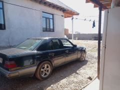 Photo of the vehicle Mercedes-Benz W124