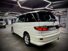 Фото авто Toyota Estima