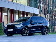 Photo of the vehicle BMW X5