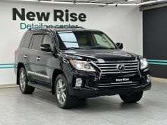 Сүрөт унаа Lexus LX