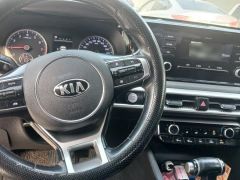 Photo of the vehicle Kia K5