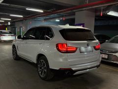 Photo of the vehicle BMW X5