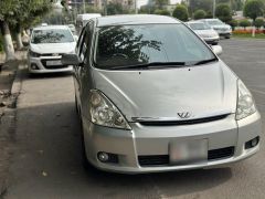 Сүрөт унаа Toyota Wish