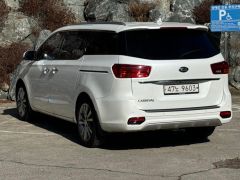 Сүрөт унаа Kia Carnival