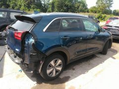 Сүрөт унаа Kia Niro