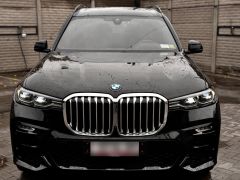 Photo of the vehicle BMW X7