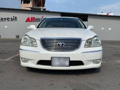 Фото авто Toyota Crown Majesta