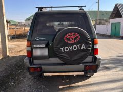 Сүрөт унаа Toyota Land Cruiser Prado