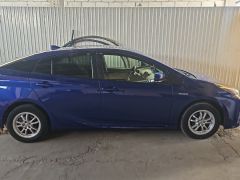 Фото авто Toyota Prius