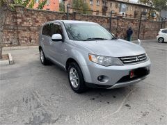 Фото авто Mitsubishi Outlander