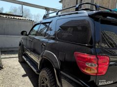 Сүрөт унаа Toyota Sequoia