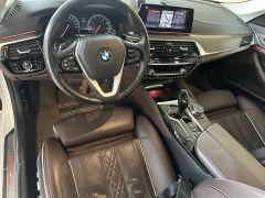 Фото авто BMW 5 серии