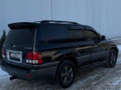 Photo of the vehicle Lexus LX