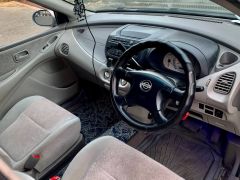 Фото авто Nissan Almera Tino