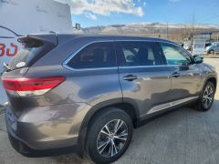 Сүрөт унаа Toyota Highlander