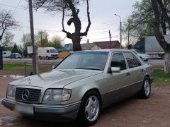 Сүрөт унаа Mercedes-Benz W124