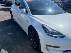 Photo of the vehicle Tesla Model 3