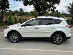 Сүрөт унаа Toyota RAV4